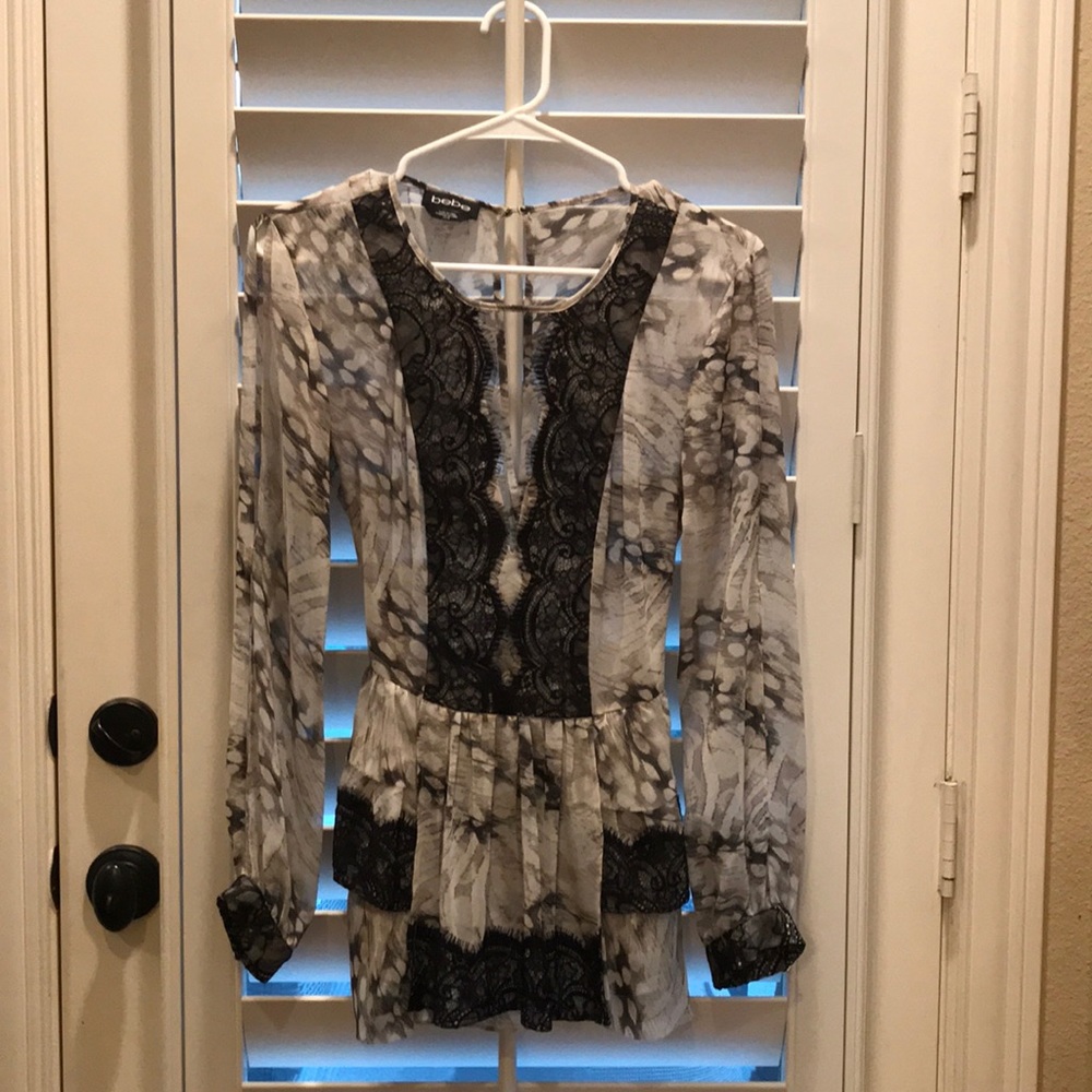 Bebe long sleeve blouse